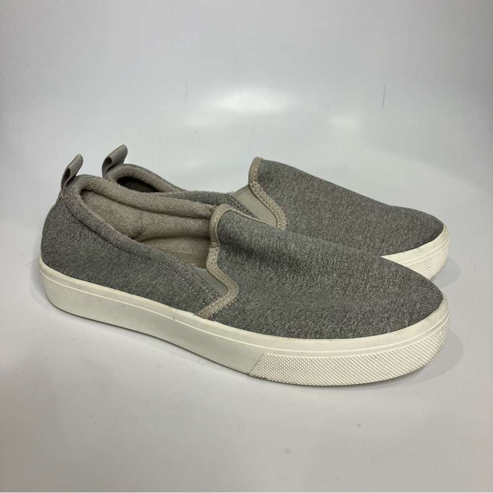 Skechers slip on shoes gray casual neutral minimalist women’s size 8.5‎
